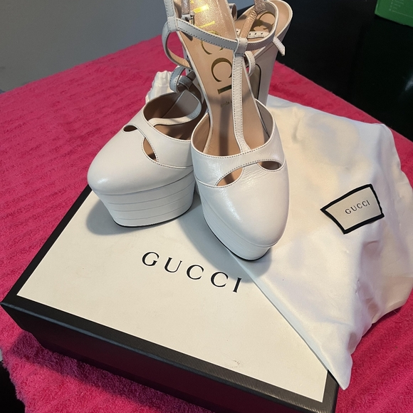 Gucci Angel Platforms Size 41 - Picture 7 of 7